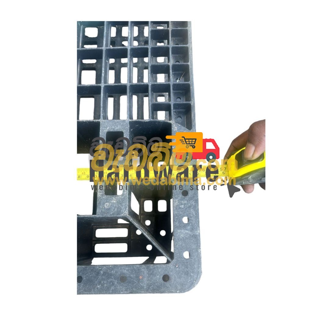 Cover image for 2 Ton Plastic Pallet